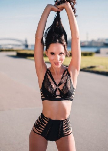 Беатриса, Г. Бузулук